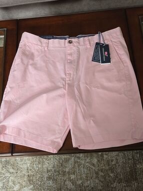 Vineyard Vines Men's Light Pink Flat Front Shorts. Pink Cloud. 38. New With Tags